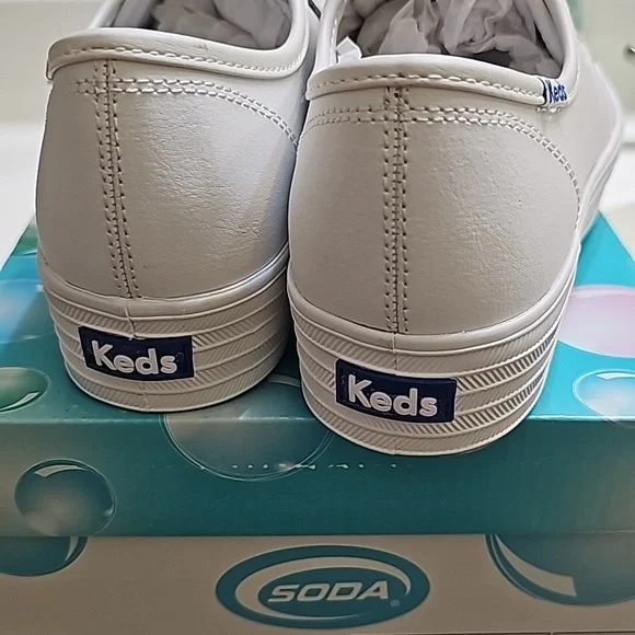 White keds - Picture 2 of 4